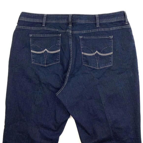 Lee Natural Fit just Below The Waist Bootcut Women's size 24W Blue Denim Jeans - Picture 2 of 4